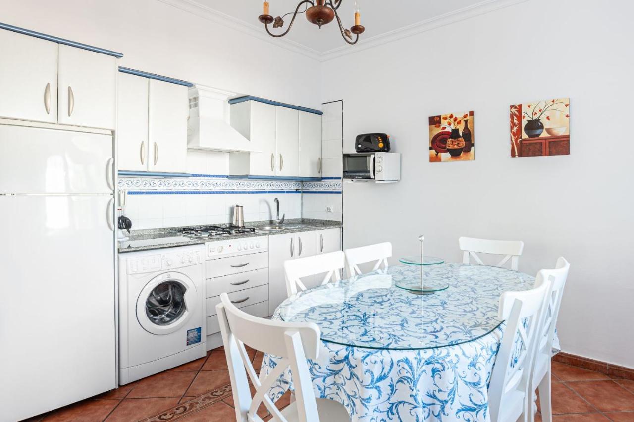 Chalet Fuente4 Piscina Comun Famila 콘일데라프론테라 외부 사진